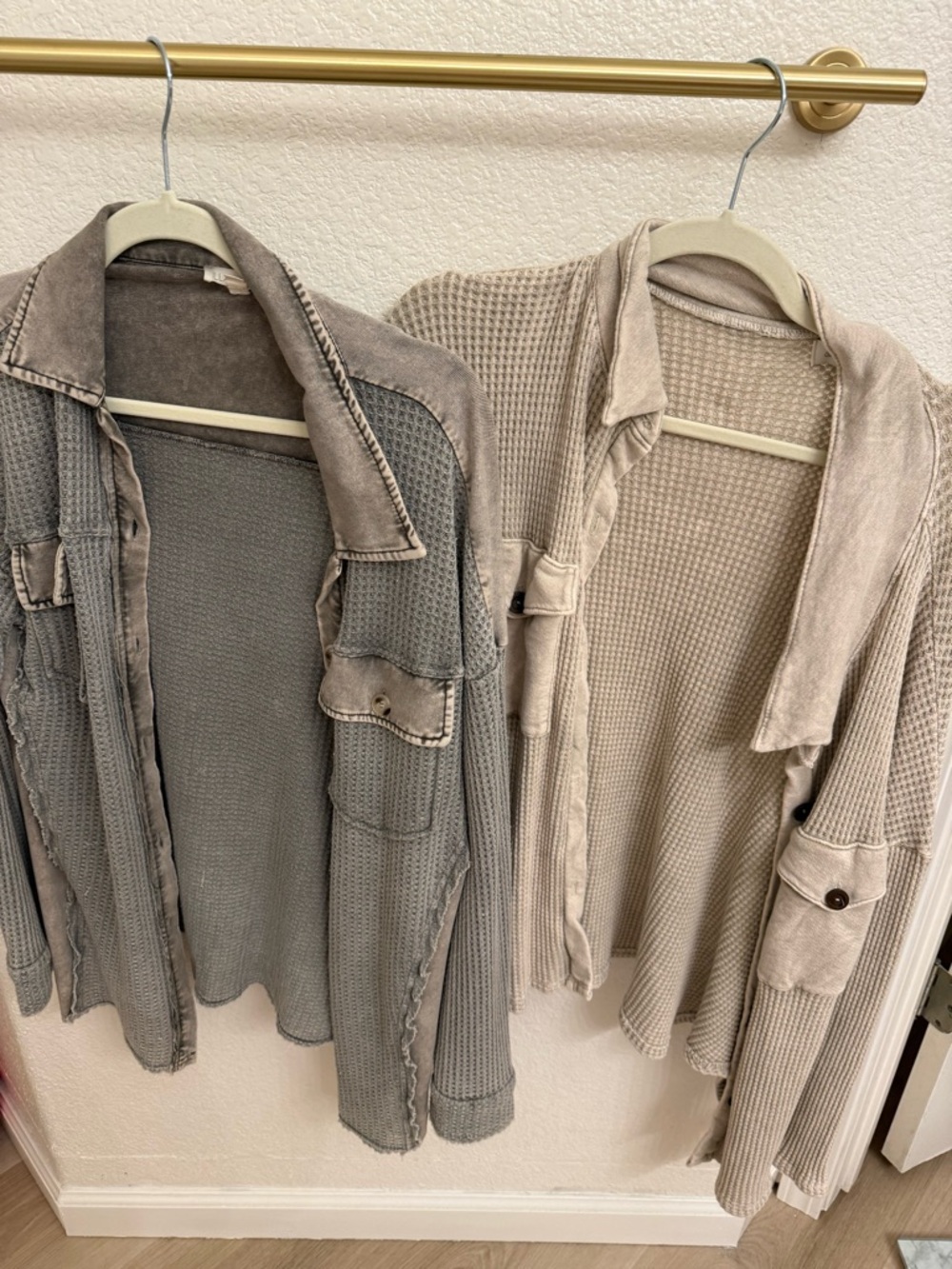 Women's Waffle Knit Button-Front Cardigan - Taupe/Gray